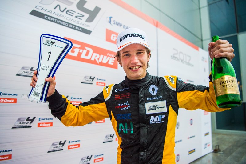 Christian Lundgaard efter sejr i Sochi
(Foto: SMP Formula 4 NEZ Championship)